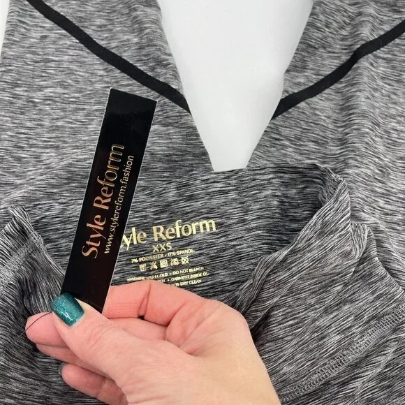 Style Reform Capri Leggings XXS Womens Gray Black Striped Spandex Stretch Active - Picture 8 of 11